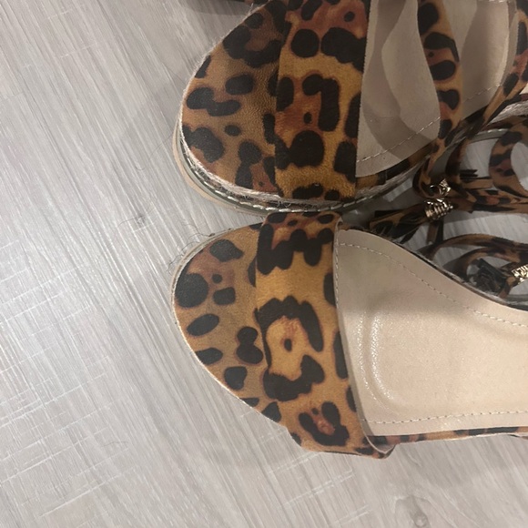 Leopard Sandals - Picture 3 of 7